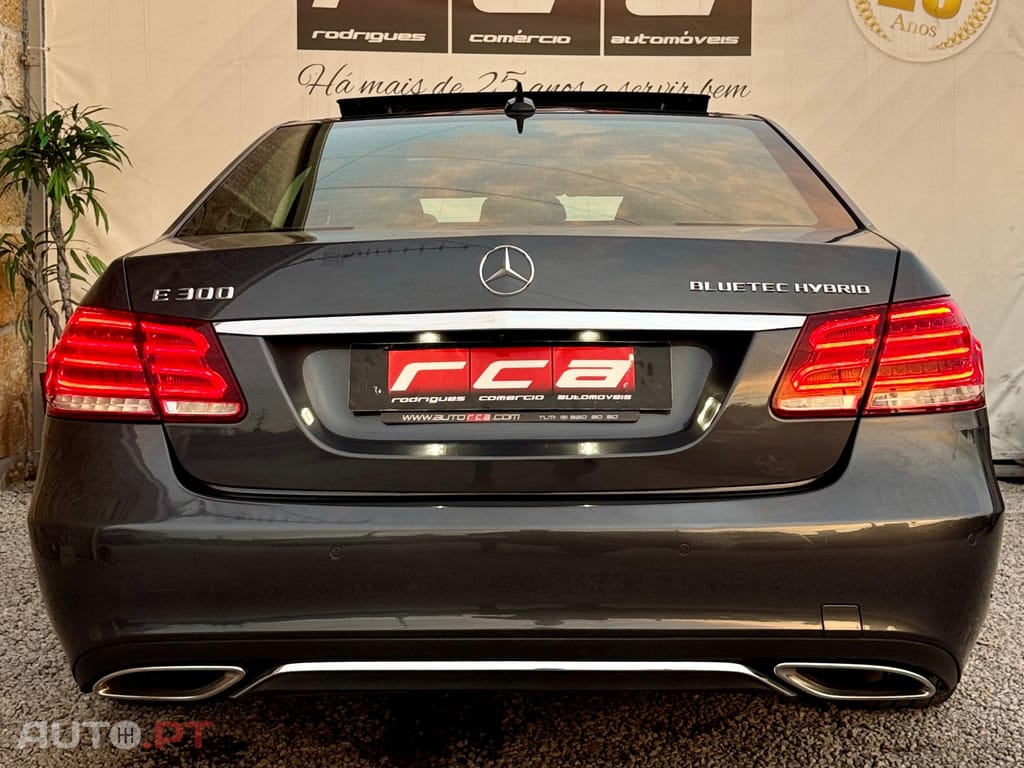 Mercedes-Benz E 300 BlueTEC Hybrid Avantgarde