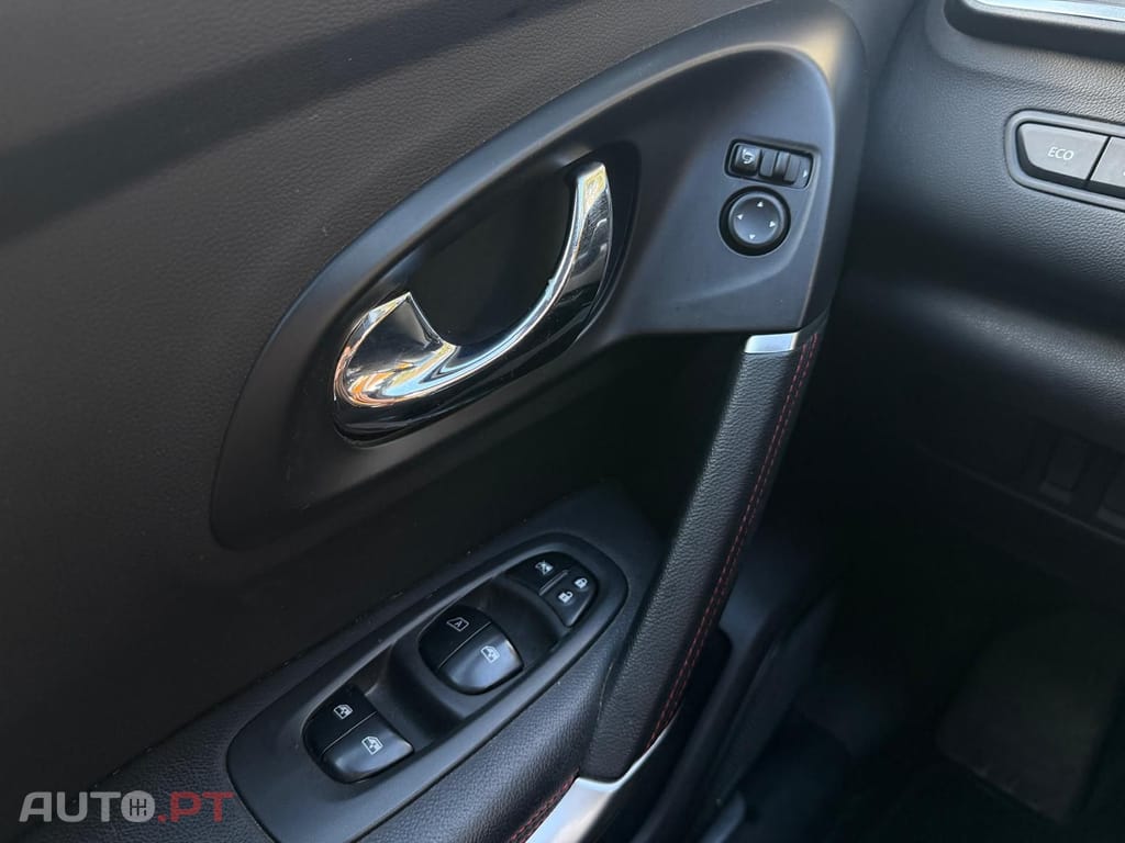 Renault Kadjar 1.2 TCe DCT Energy Black Edition