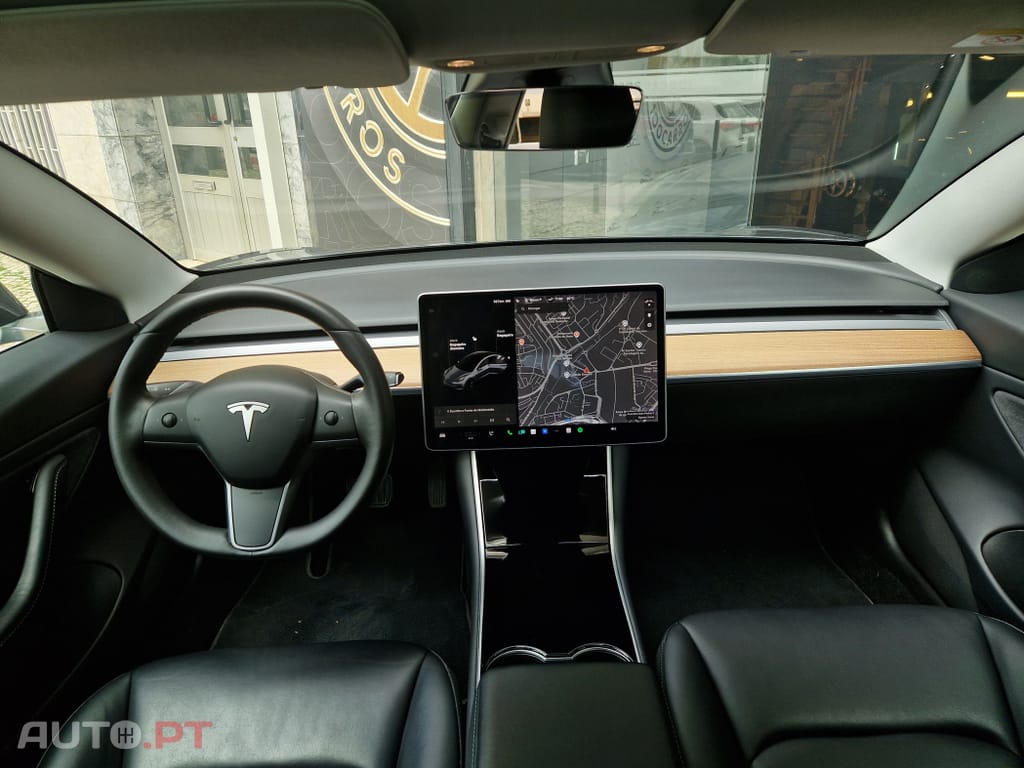 Tesla Model 3 Long-Range Dual Motor AWD