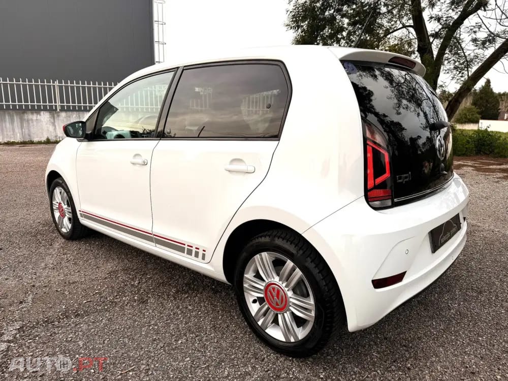 Volkswagen Up! 1.0 Move Up! beats