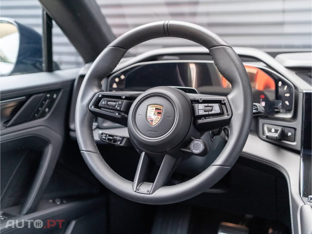 Porsche Cayenne Eletric