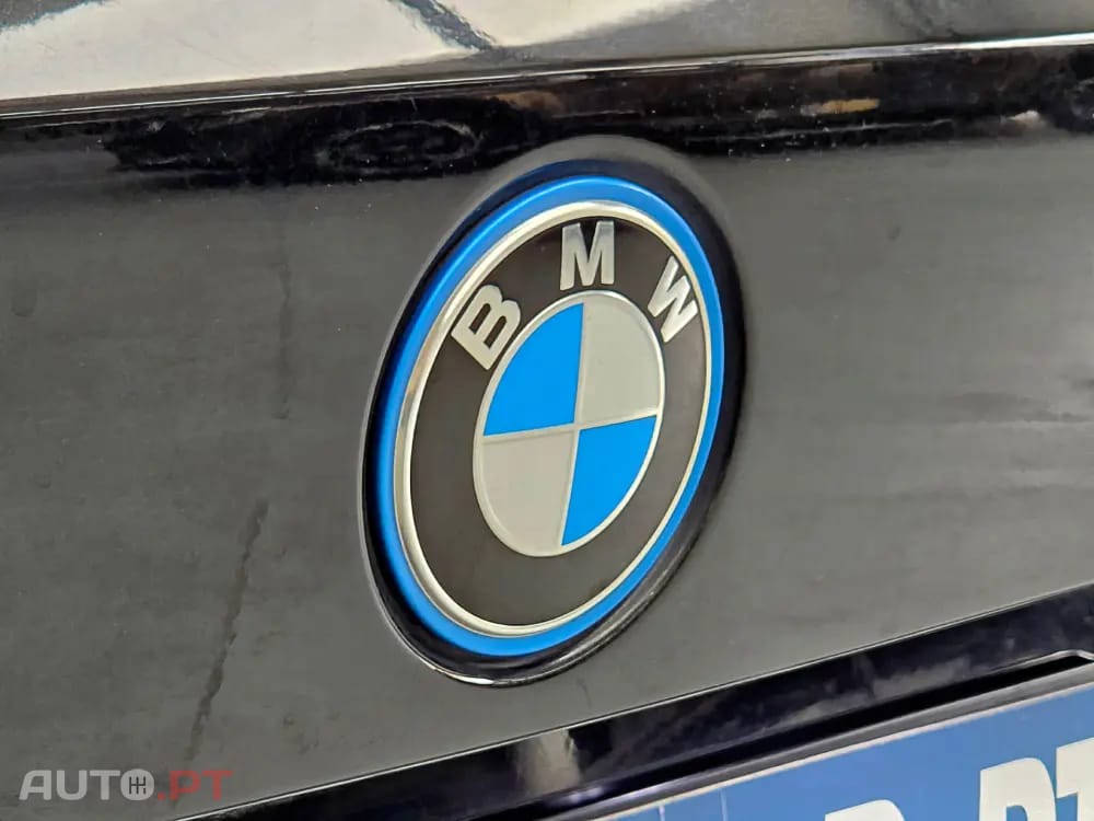 BMW 320 e Line Sport Auto