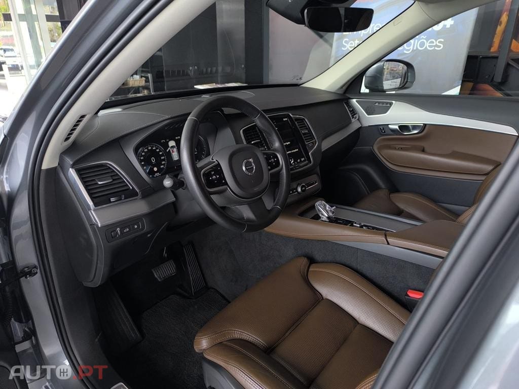 Volvo XC90 2.0 T8 PHEV Inscription Expression AWD