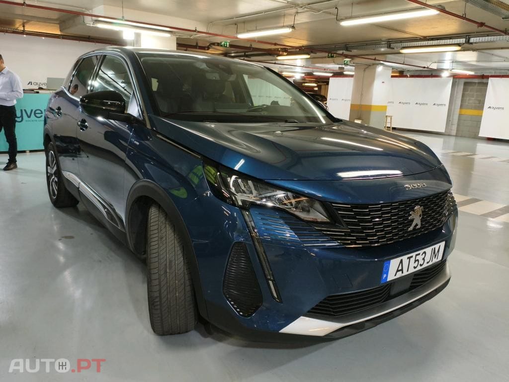 Peugeot 3008 1.6 Hybrid Allure e-EAT8