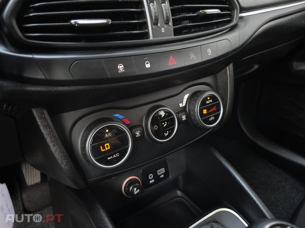 Fiat Tipo 1.3 M-Jet Lounge J17