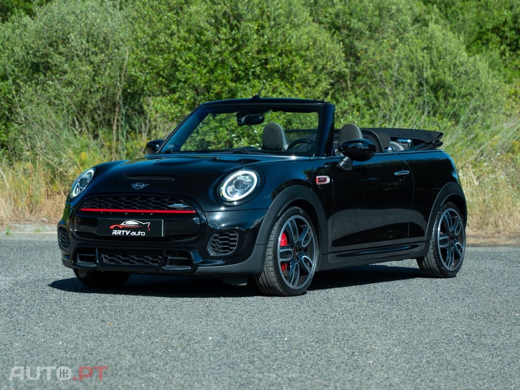 MINI Cabrio John Cooper Works Auto Desportiva