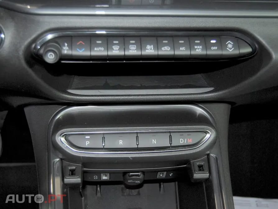 Fiat 600 1.2 Hybrid La Prima