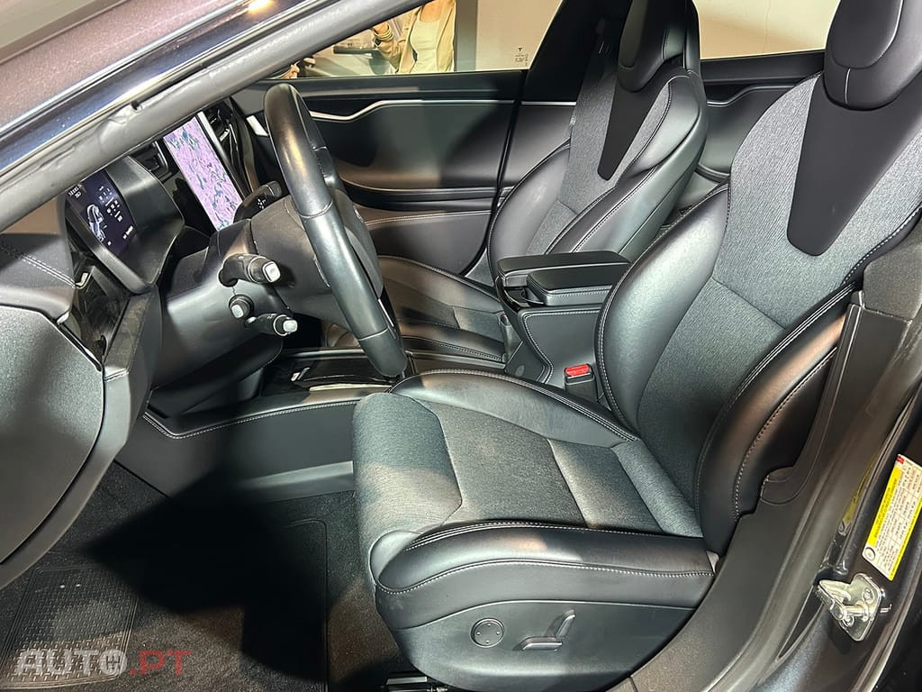 Tesla Model S 75D