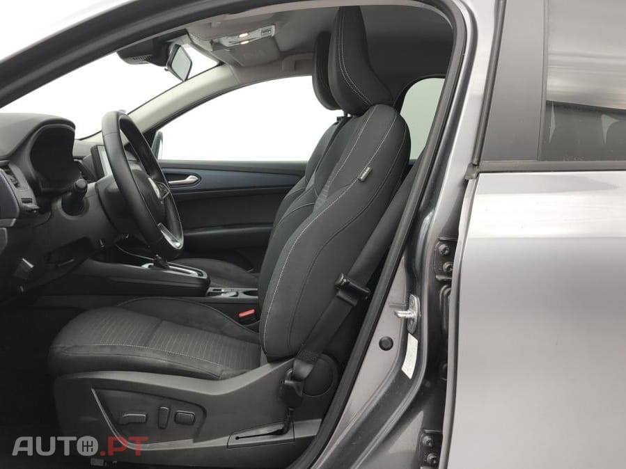 Renault Arkana 1.6 E-Tech Full Hybrid Evolution