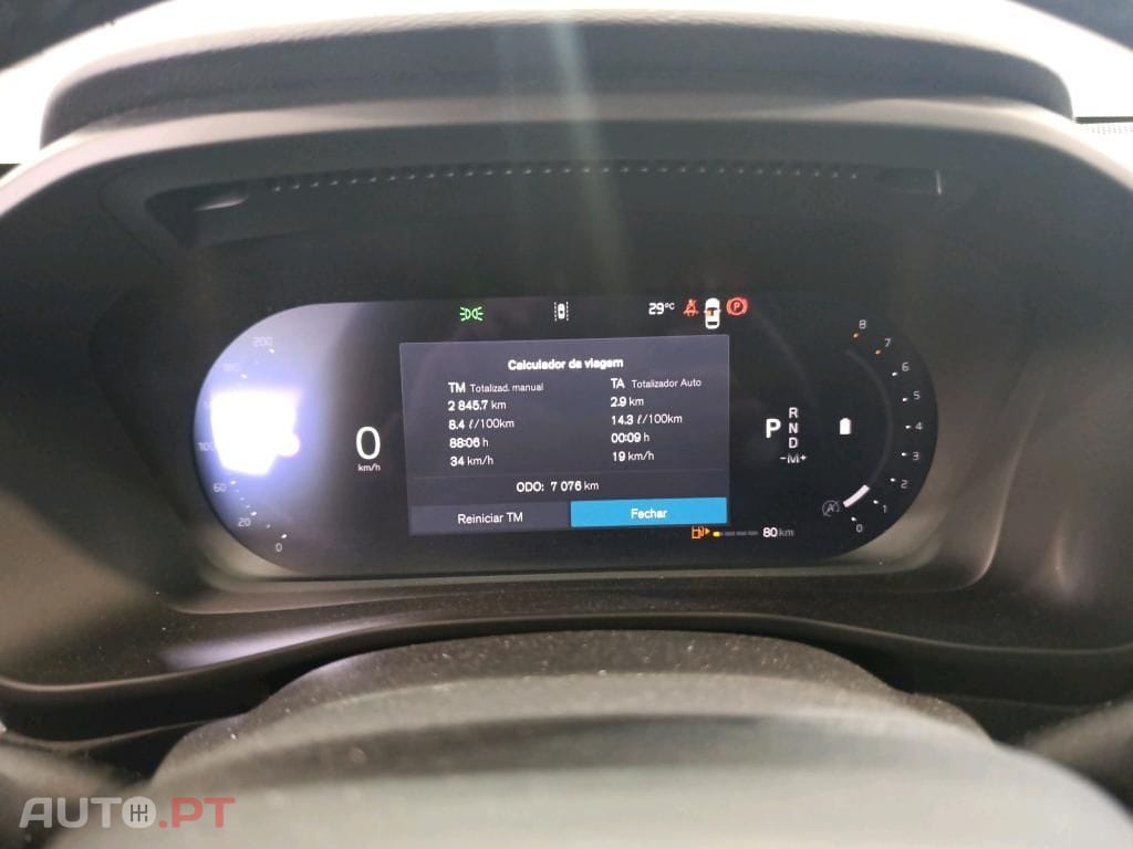 Volvo XC40 2.0 B3 Plus Dark
