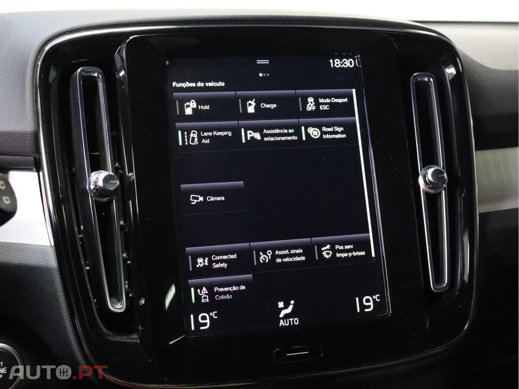 Volvo XC40 1.5 T4 211 Core PG HYBRID