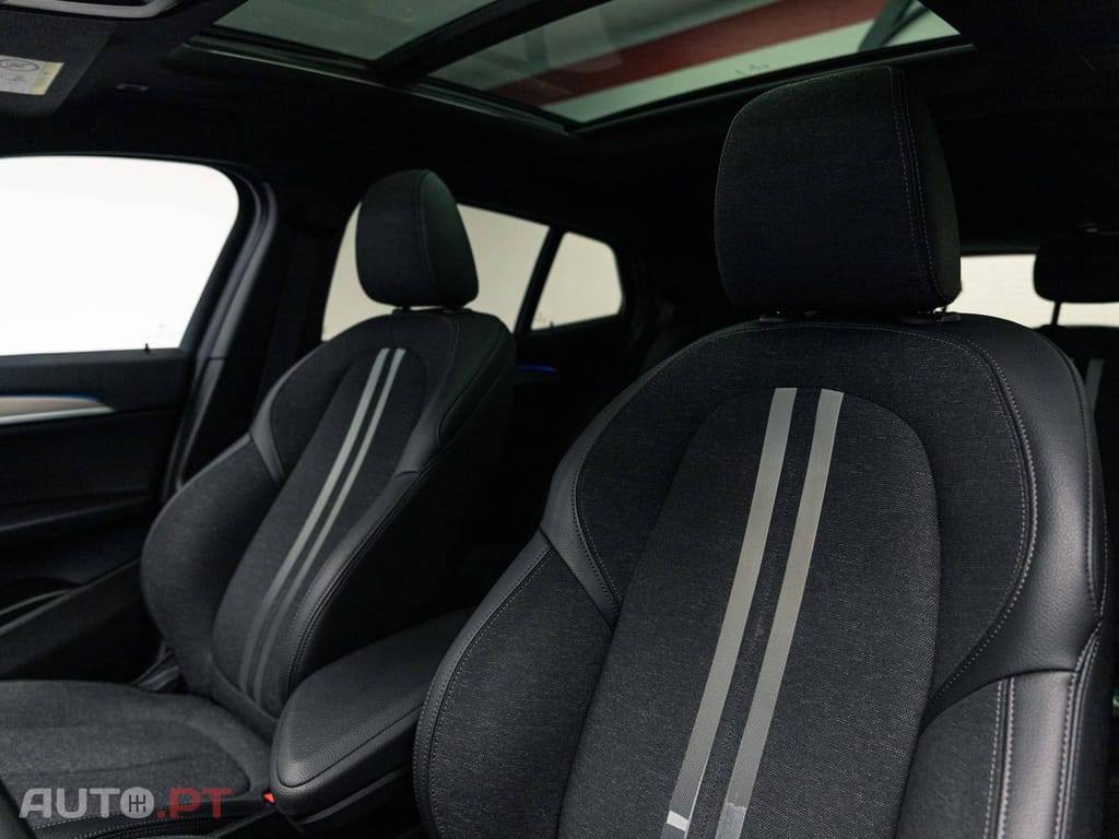 BMW X2 25 e xDrive Pack M