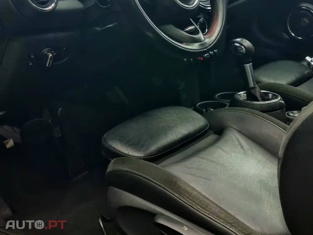 MINI Cooper Cooper S Auto Desportiva