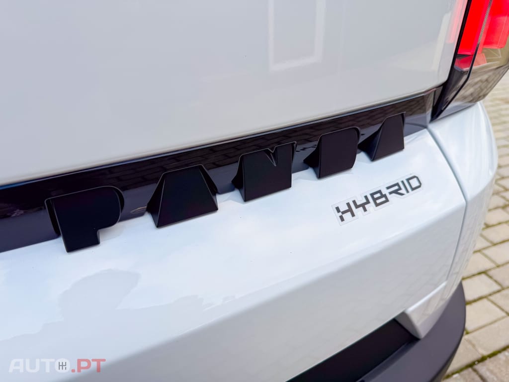 Fiat Grande Panda 1.2 Hybrid La Prima eDCT