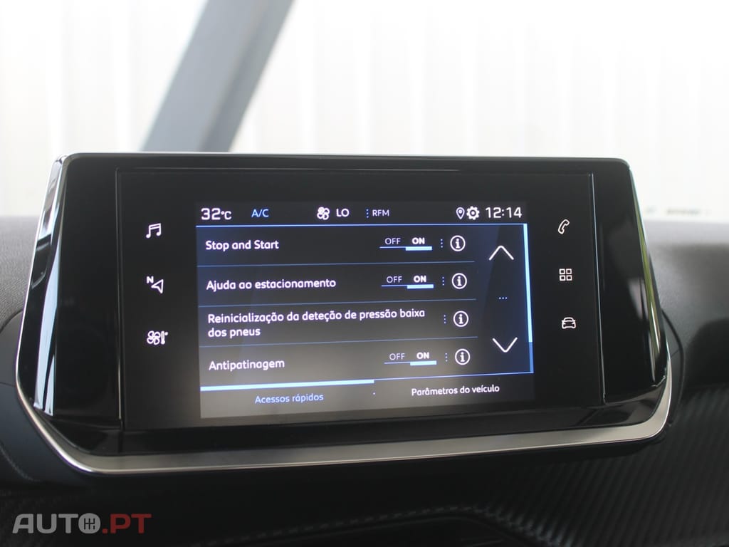Peugeot 2008 1.5 BlueHDi Allure