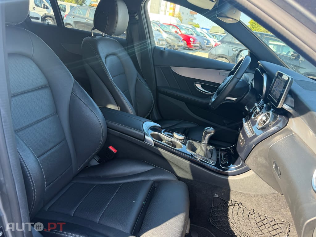 Mercedes-Benz C 220 d AMG Line