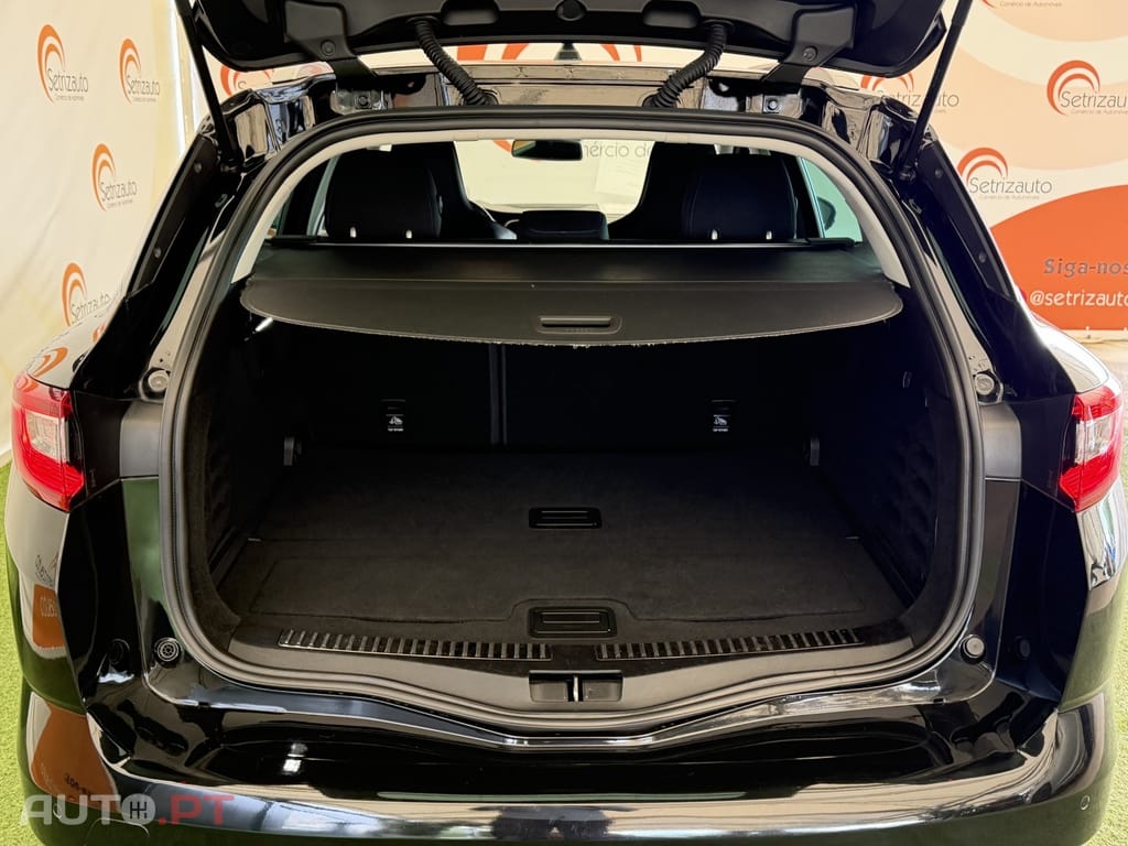 Renault Mégane Sport Tourer 1.5 Blue dCi GT Line EDC