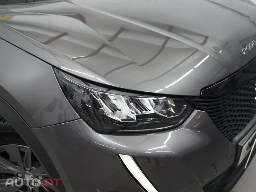 Peugeot 2008 1.2 PureTech Allure