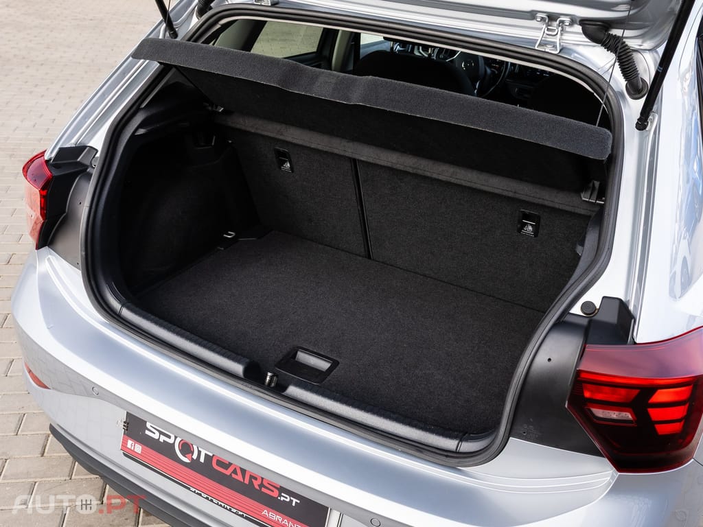 Volkswagen Polo 1.0 TSI Life DSG