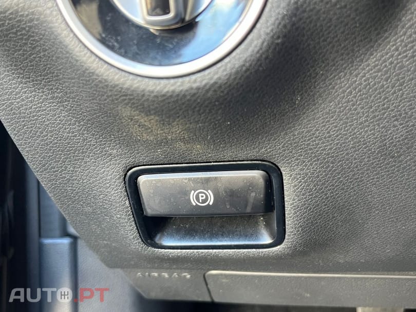 Mercedes-Benz CLA 200 d Shooting Brake