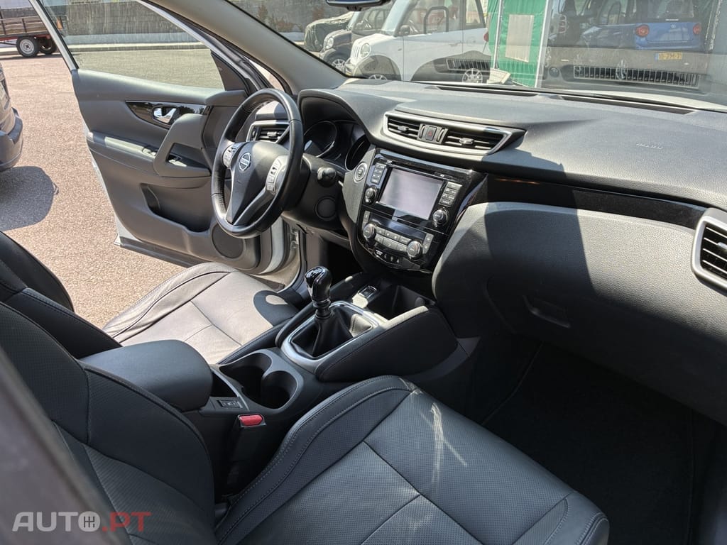 Nissan Qashqai 1.2 DIG-T Tekna 19 Pele RS