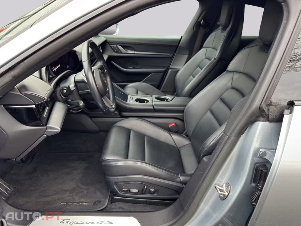 Porsche Taycan 4S I.V.A DEDUTIVEL 