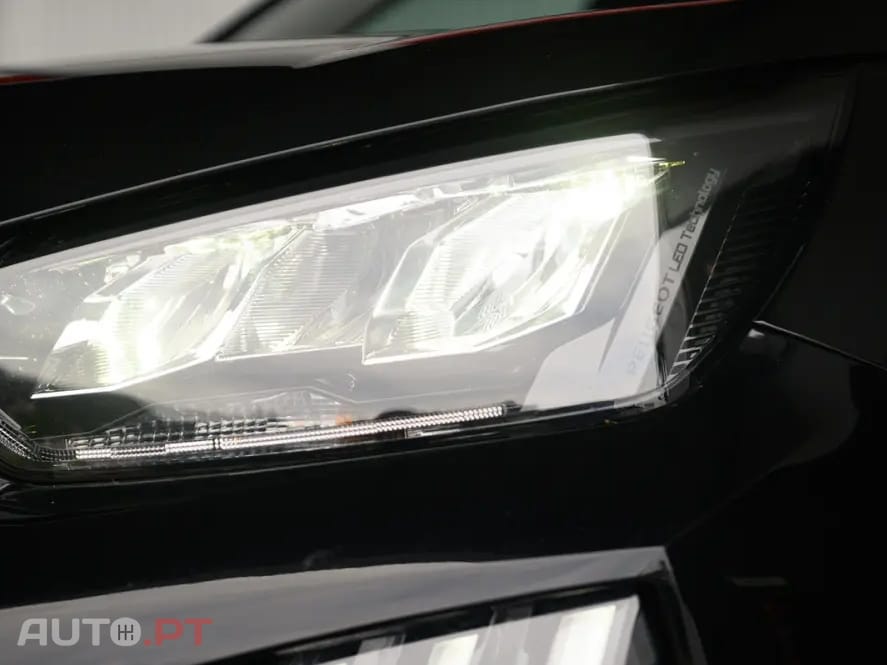 Peugeot 2008 1.2 PureTech Style