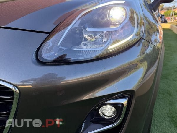 Ford Puma 1.0 EcoBoost Hybrid TITANIUM