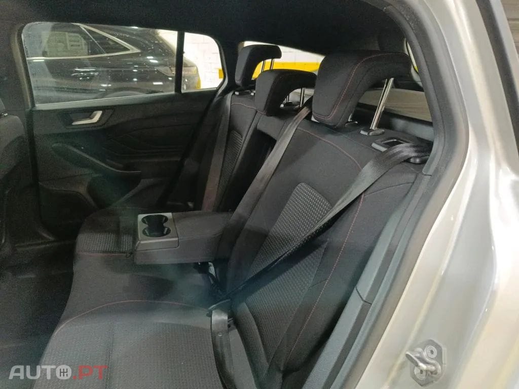 Ford Focus SW 1.5 TDCi EcoBlue ST-Line