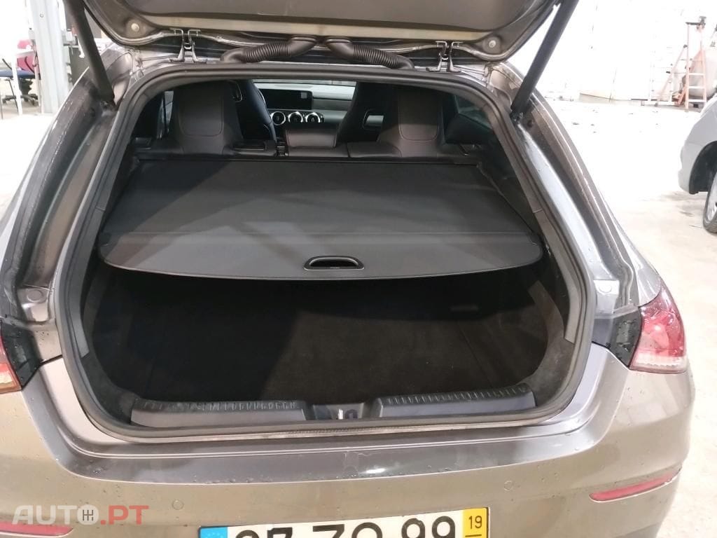 Mercedes-Benz CLA 180 d Shooting Brake AMG Line Aut.