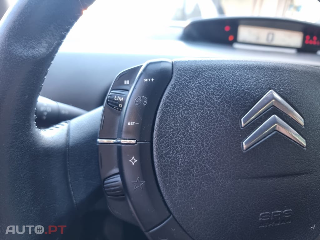 Citroen C4 1.4 16V SX