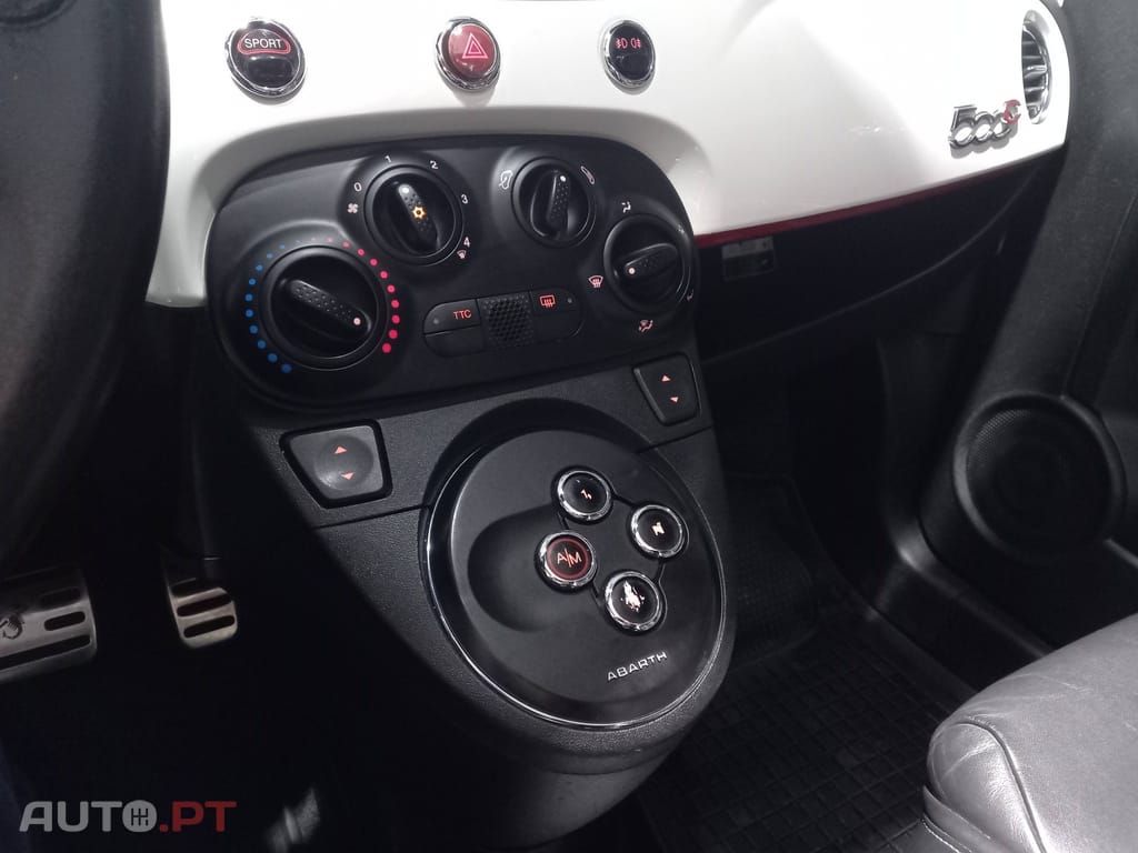 Abarth 500C Outro