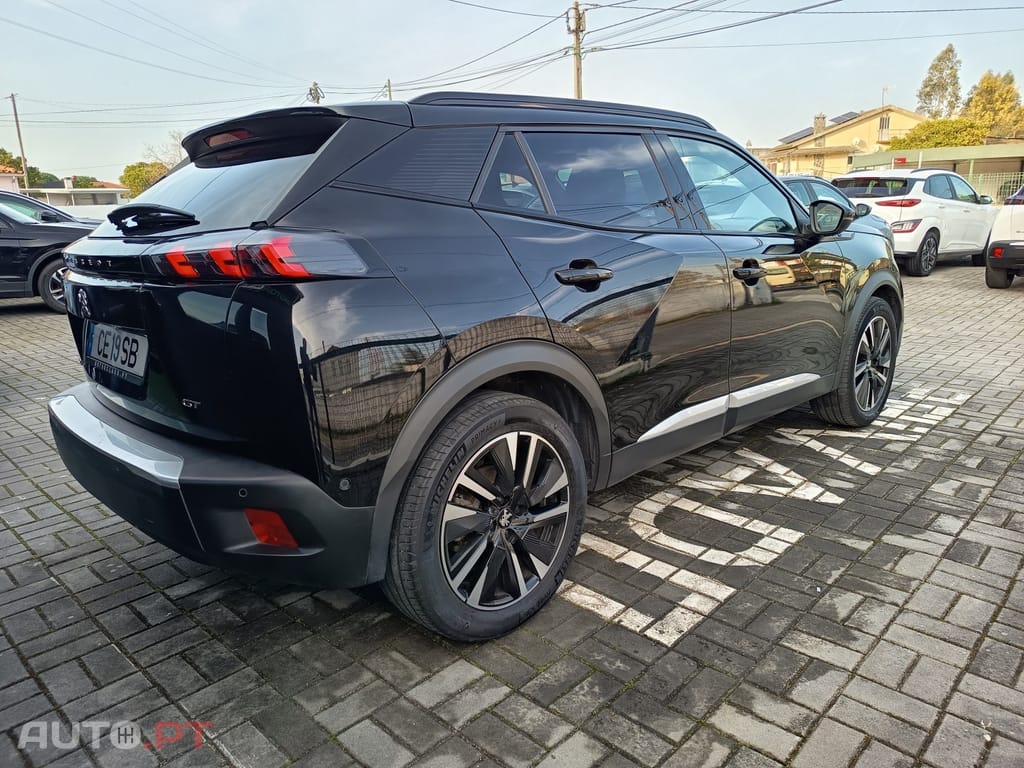 Peugeot E-2008 50 kWh GT