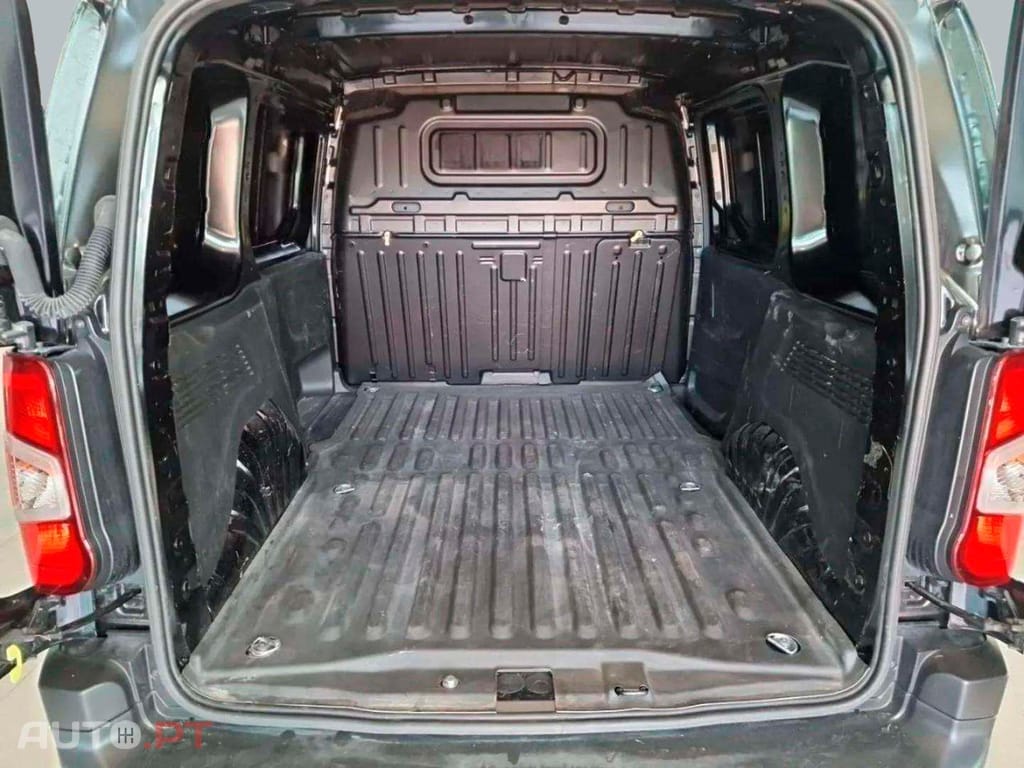 Citroen Berlingo M 1.5 BlueHDi 100 S&S CVM6 I.V.A DEDUTÍVEL  