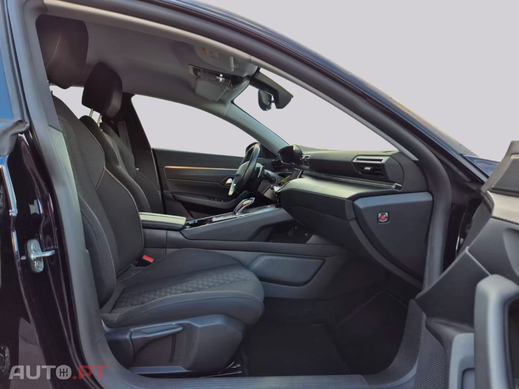 Peugeot 508 PHEV HYBRID I.V.A DEDUTIVEL