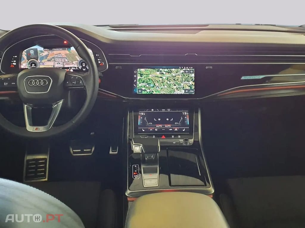 Audi Q8 I.V.A DEDUTÍVEL 55TFSie Q 2x S LINE