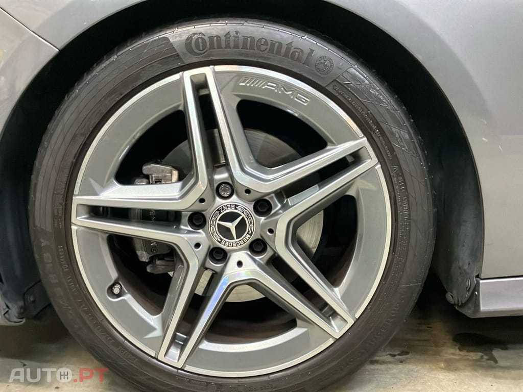 Mercedes-Benz A 200 7G-DCT AMG Line