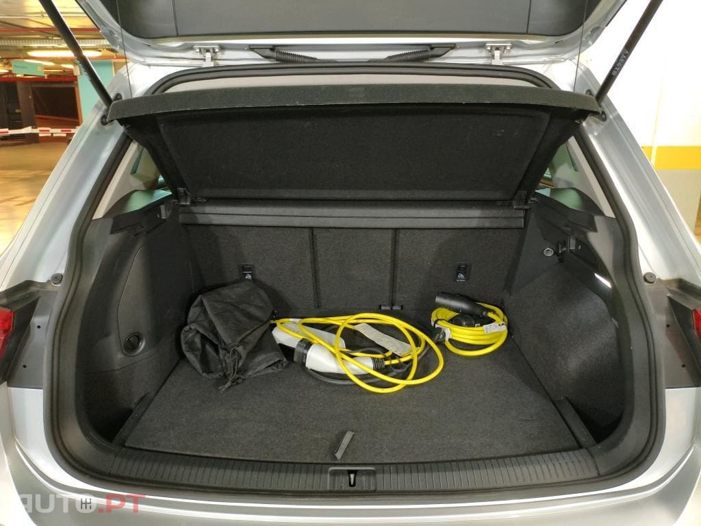 Volkswagen Tiguan 1.4 TSI eHybrid Life DSG — fotografia 11