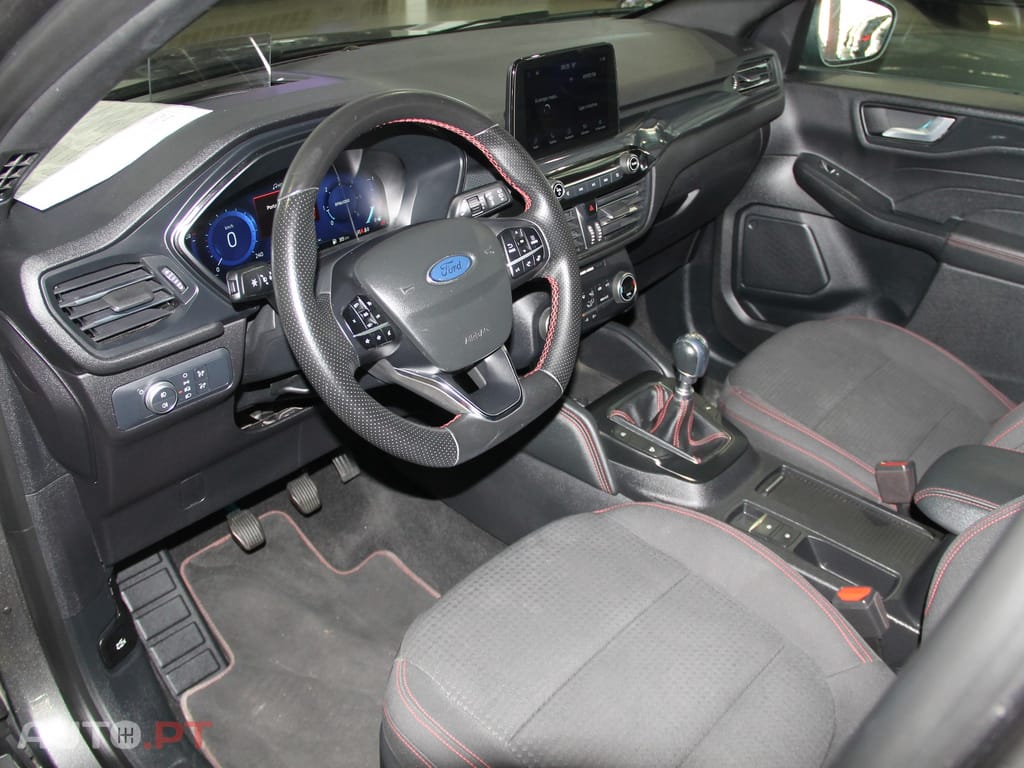 Ford Kuga 1.5 TDCi EcoBlue St-Line