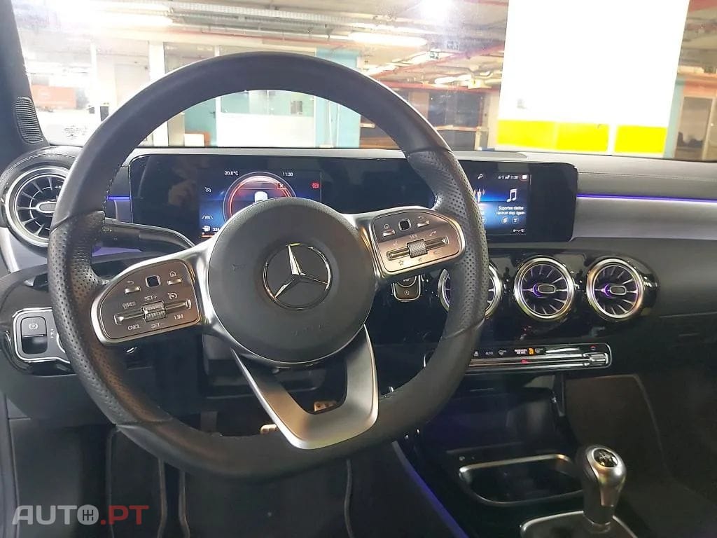 Mercedes-Benz A 200 AMG Line