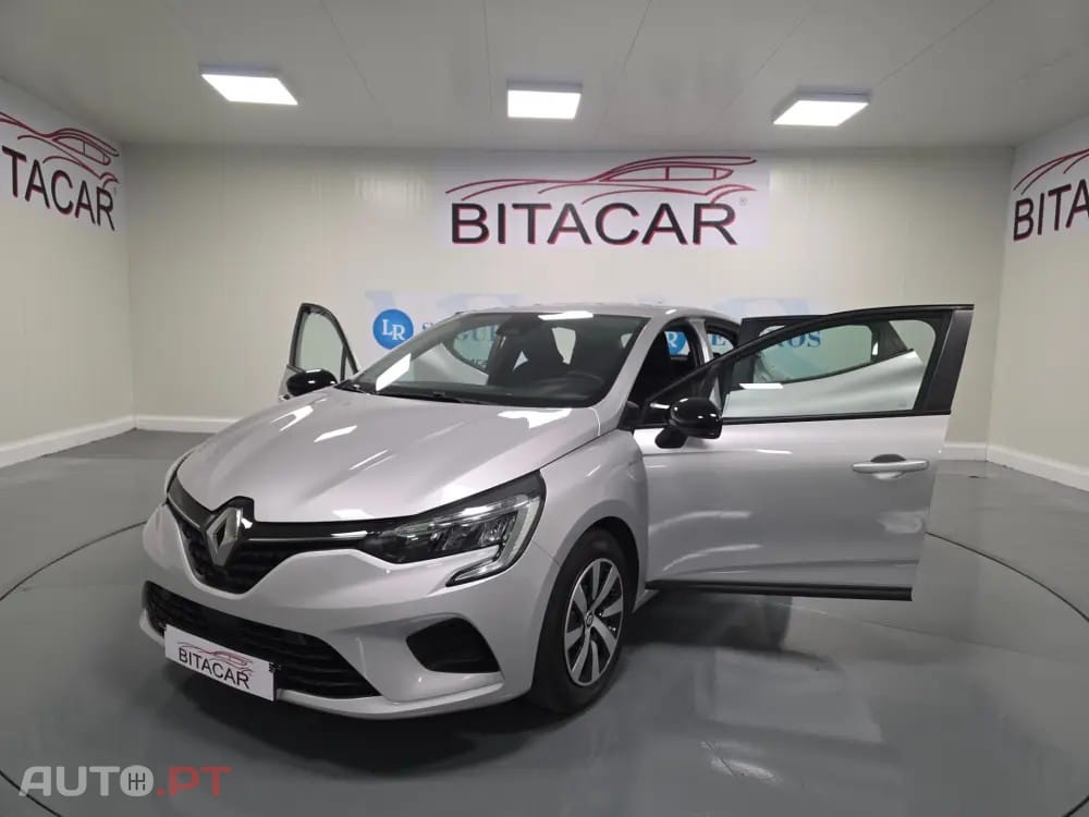 Renault Clio 1.0 TCe Evolution — fotografia 42