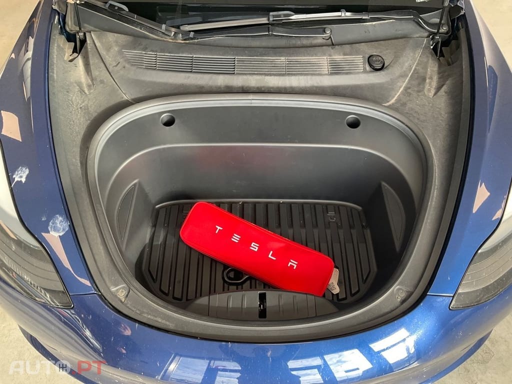 Tesla Model 3 Standard Range Plus RWD