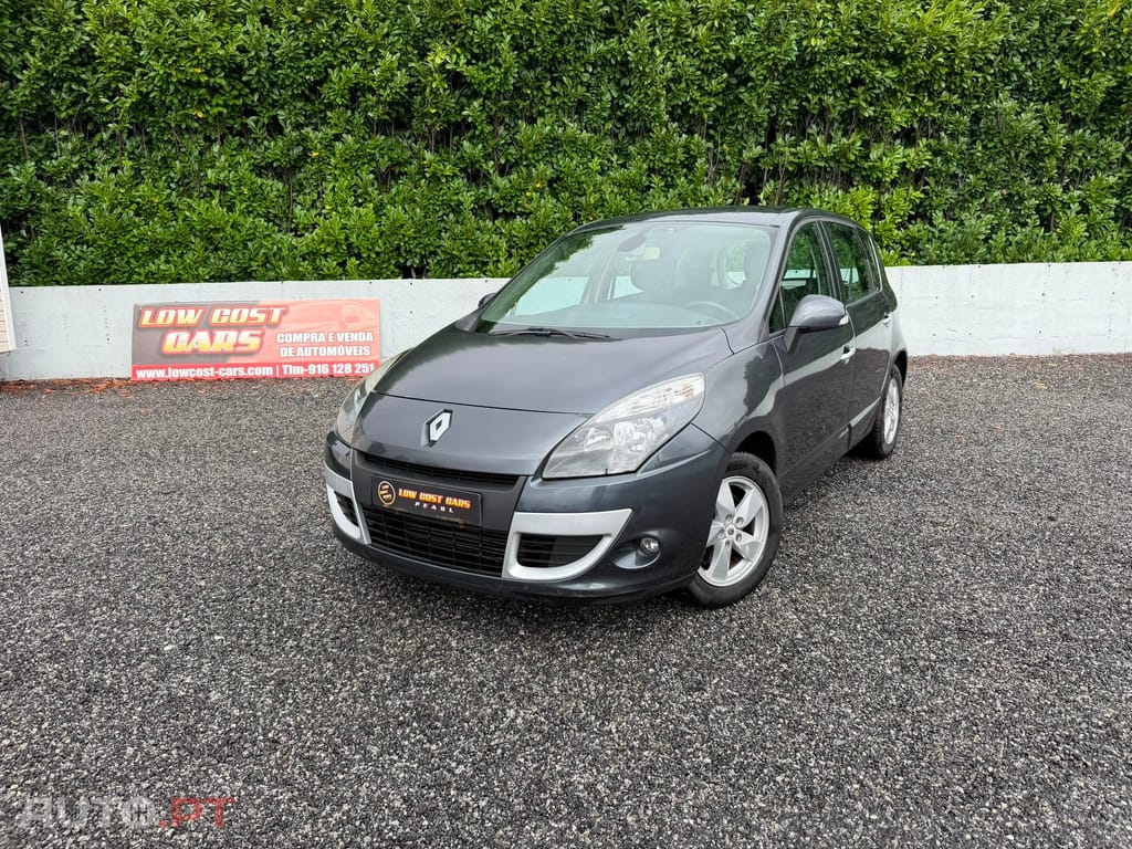 Renault Scénic 1.9 dCi FAP Dynamique