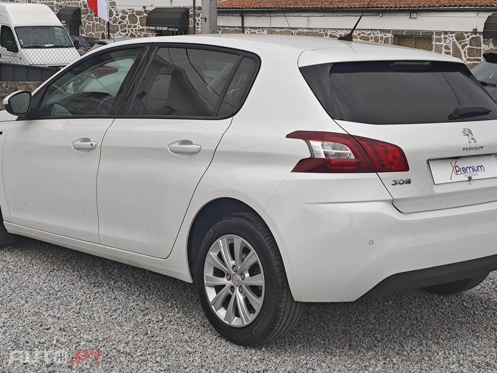 Peugeot 308 1.6 BlueHDi Style