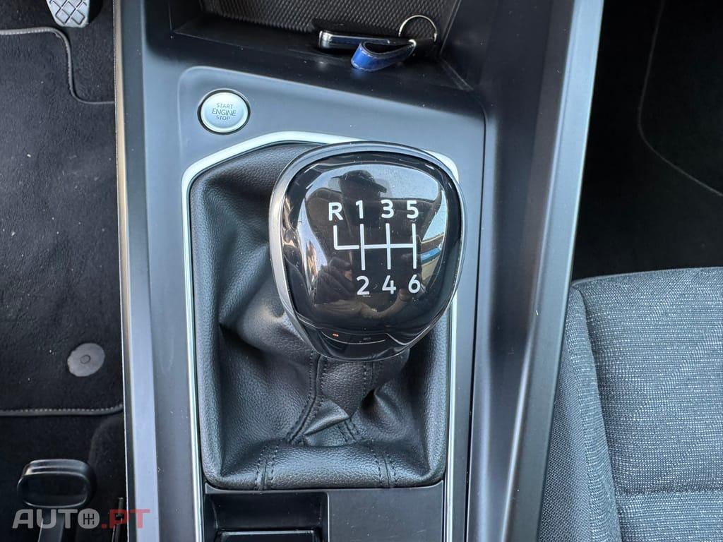 Volkswagen Golf 2.0 TDI Conceptline