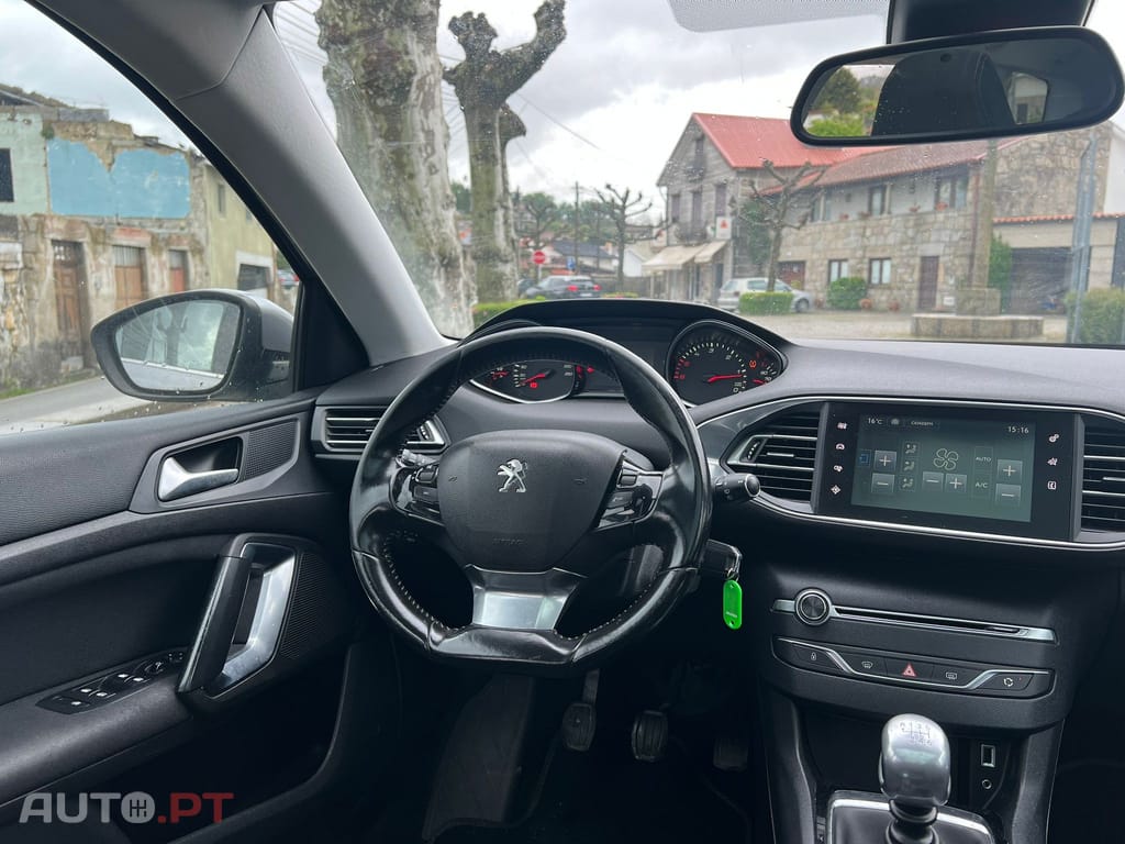 Peugeot 308 1.6 BlueHDi Allure