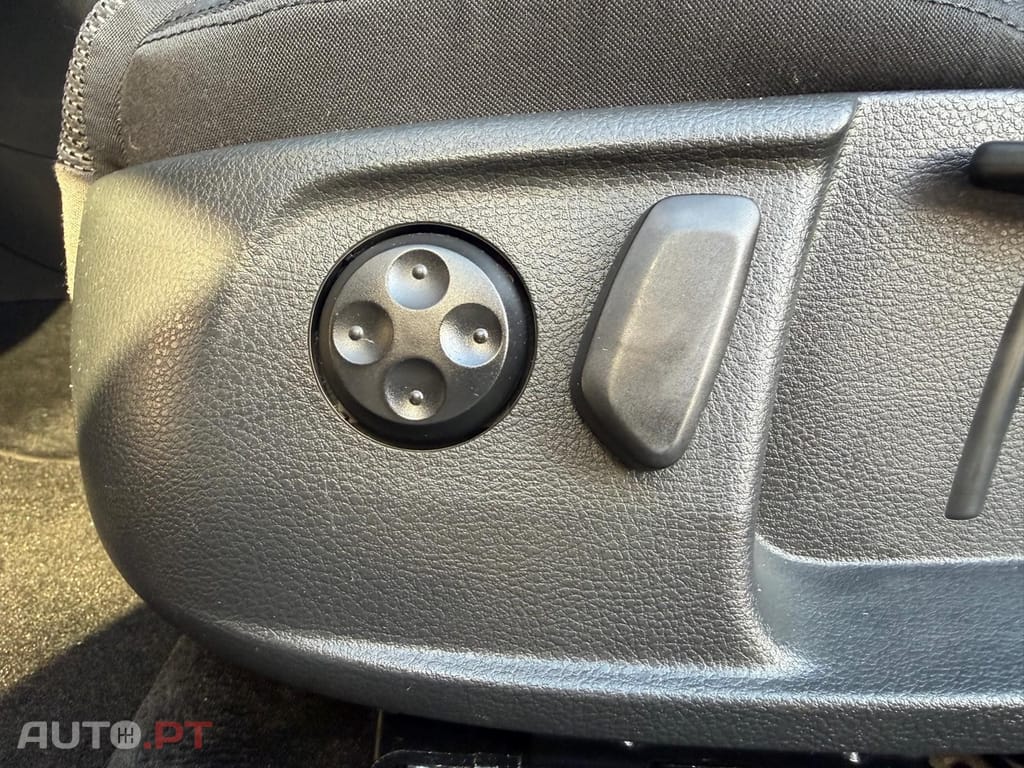 Volkswagen Passat CC 2.0 TDi