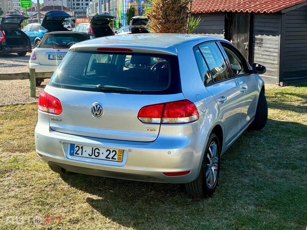 Volkswagen Golf VI 1.6 TDi Confortline