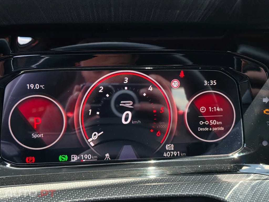 Volkswagen Golf 2.0 TDI R-Line DSG