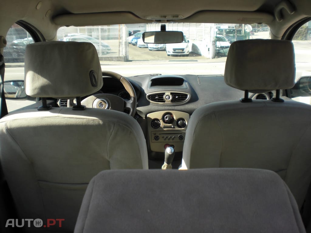 Renault Clio 1.2 16V Confort